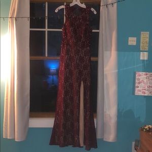 Burgundy Elegant Prom Dress
